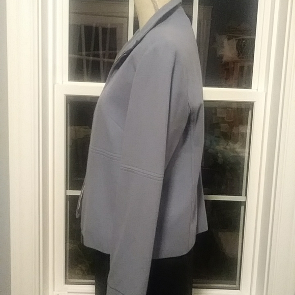 Louben Wool Cashmere Blazer in Steel Blue - Picture 5 of 8